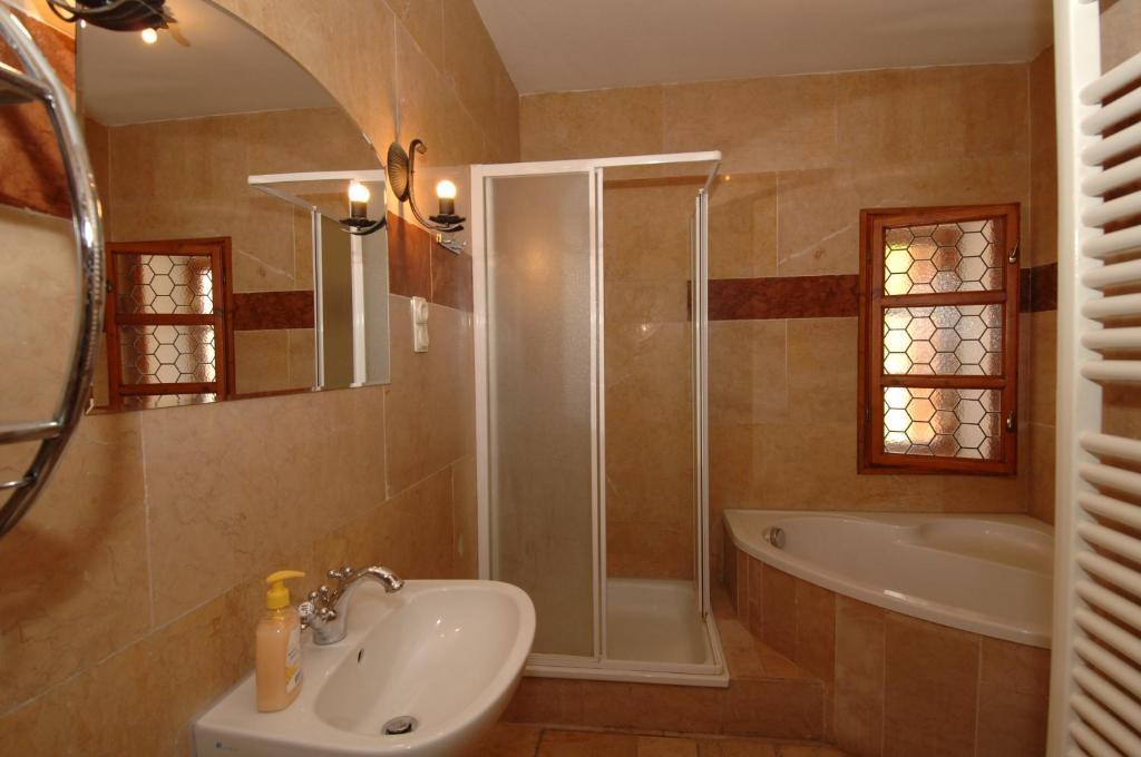 Eletfa Vendeghaz Hotel เอ็กเกอร์ ห้อง รูปภาพ